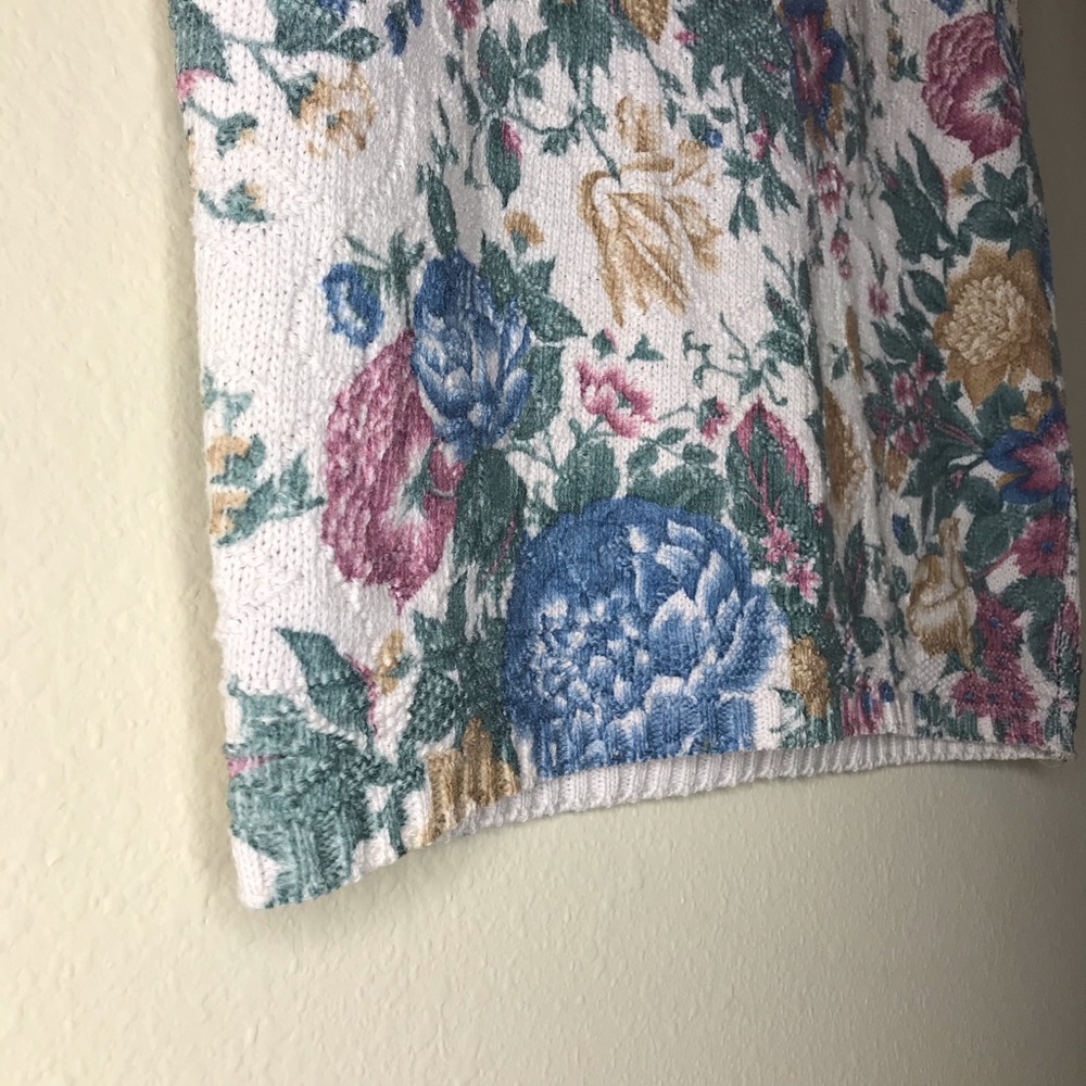 Vintage sleeveless blouse floral tapestry sweater - Picture 5 of 6